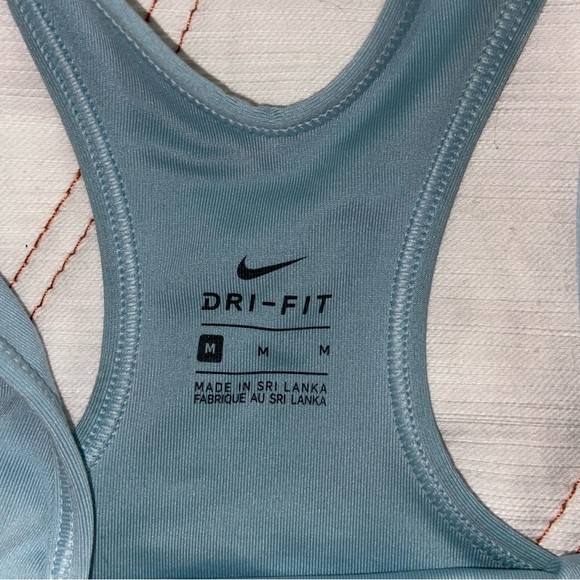 Nike Sports Bra - Picture 3 of 4